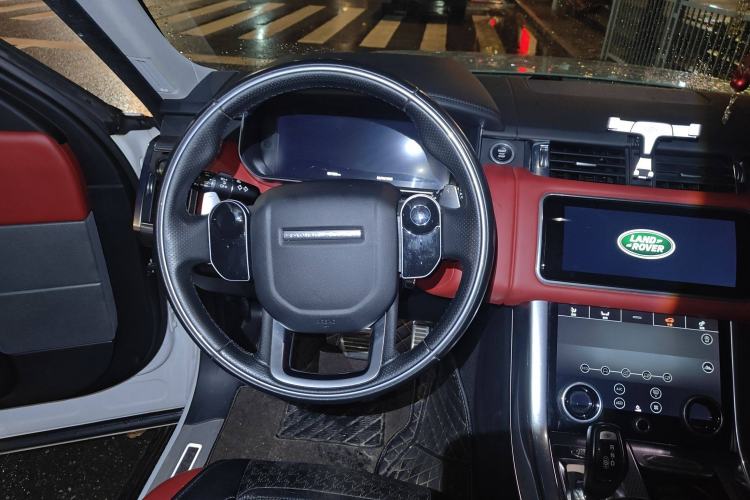 Used Land Rover Range Sport 2020 3.0 L6 HSE DYNAMIC Steering Wheel