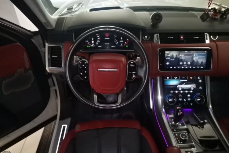 Used Land Rover Range Sport 2020 3.0 L6 HSE DYNAMIC Steering Wheel