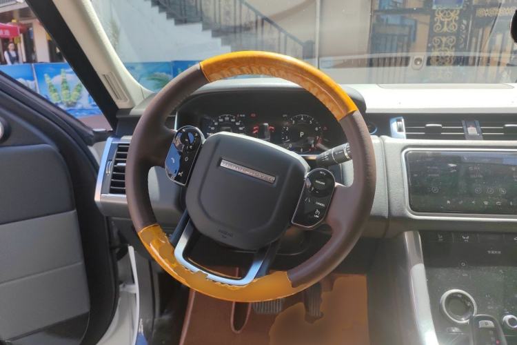 Used Land Rover Range Sport 2020 3.0 L6 SE Steering Wheel
