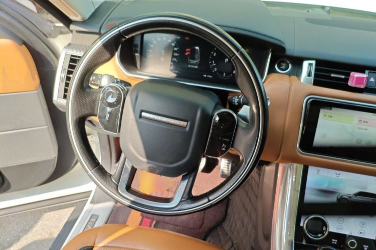 Used Land Rover Range Sport 2020 3.0 L6 HSE DYNAMIC Steering Wheel