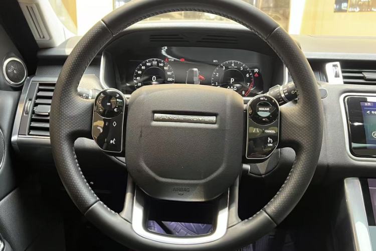 Used Land Rover Range Sport 2020 3.0 L6 SE Steering Wheel