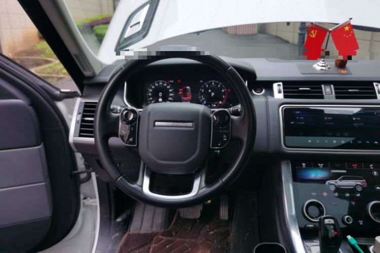 Used Land Rover Range Sport 2020 3.0 L6 SE Steering Wheel