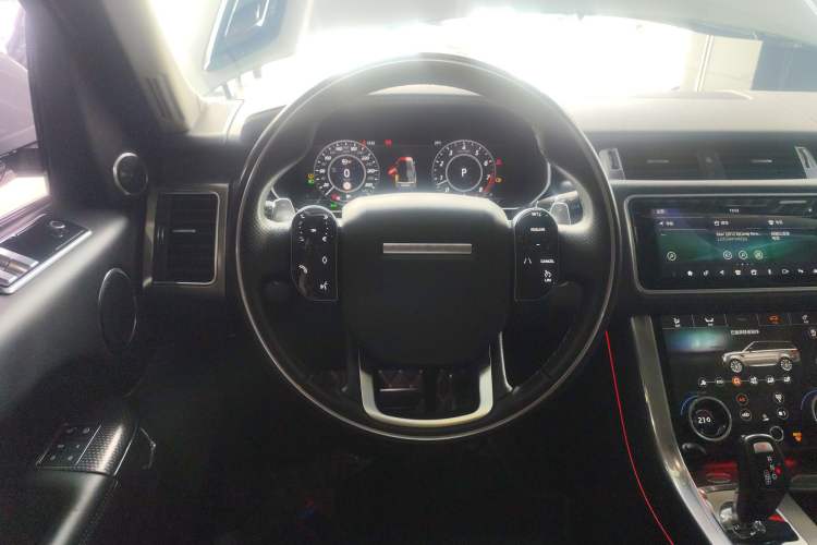 Used Land Rover Range Sport 2020 3.0 L6 SE Steering Wheel