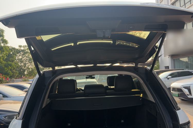 Used Land Rover Range Sport 2020 3.0 L6 SE Trunk