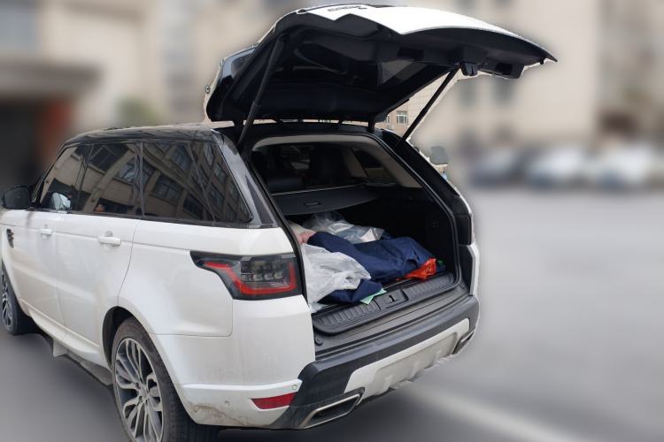 Used Land Rover Range Sport 2020 3.0 L6 SE Trunk