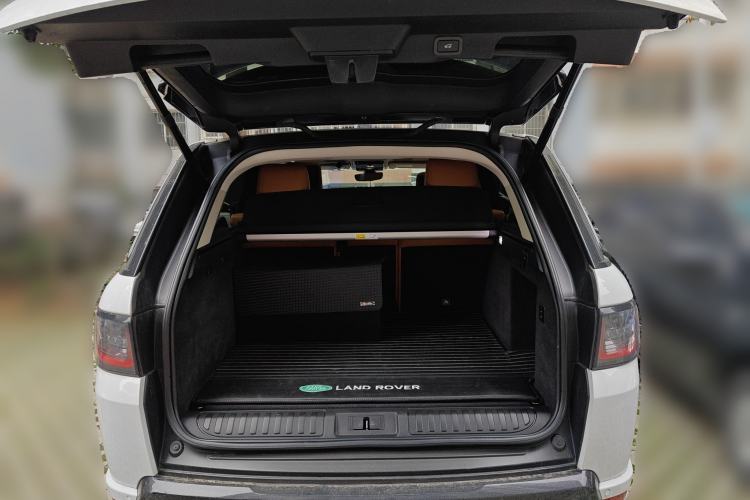Used Land Rover Range Sport 2020 3.0 L6 HSE DYNAMIC Trunk