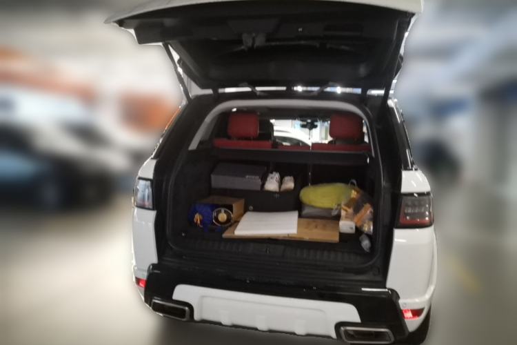 Used Land Rover Range Sport 2020 3.0 L6 HSE DYNAMIC Trunk