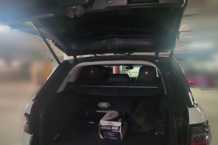 Used Land Rover Range Sport 2020 3.0 L6 SE Trunk