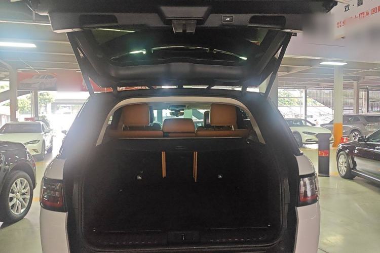 Used Land Rover Range Sport 2020 3.0 L6 HSE DYNAMIC Trunk