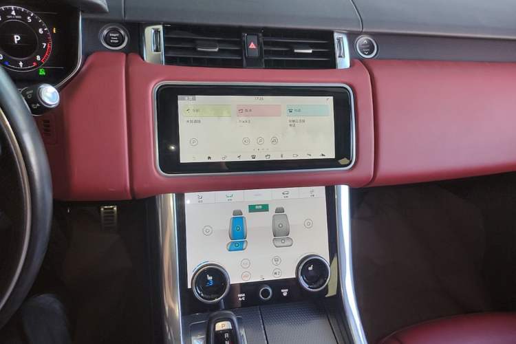 Used Land Rover Range Sport 2021 3.0 L6 YAO Black Edition Audio And AC Panel