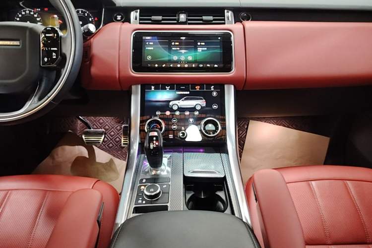 Used Land Rover Range Sport 2021 3.0 L6 YAO Black Edition Audio And AC Panel