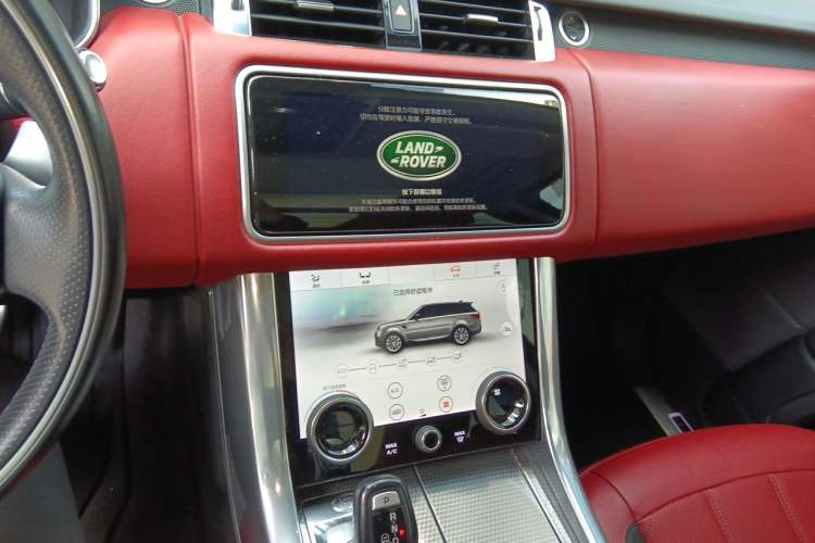 Used Land Rover Range Sport 2021 3.0 L6 YAO Black Edition Audio And AC Panel