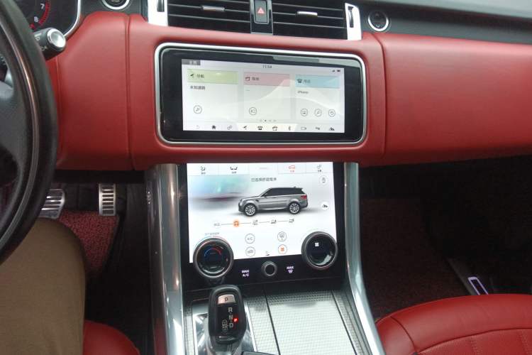 Used Land Rover Range Sport 2021 3.0 L6 YAO Black Edition Audio And AC Panel