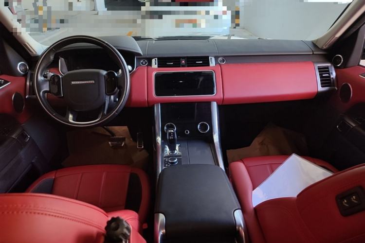 Used Land Rover Range Sport 2021 3.0 L6 YAO Black Edition Center Console