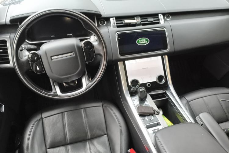 Used Land Rover Range Sport 2021 3.0 L6 YAO Black Edition Center Console
