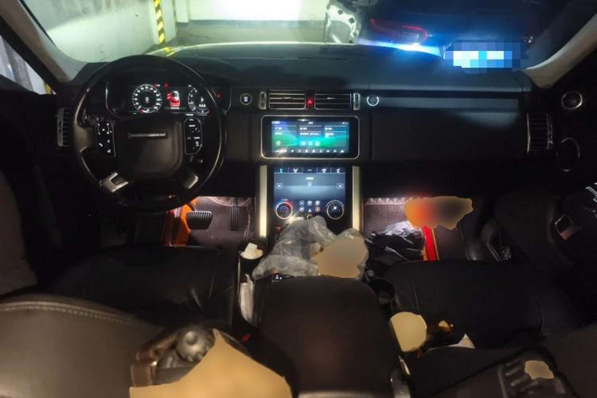 Used Land Rover Range Sport  Center Console