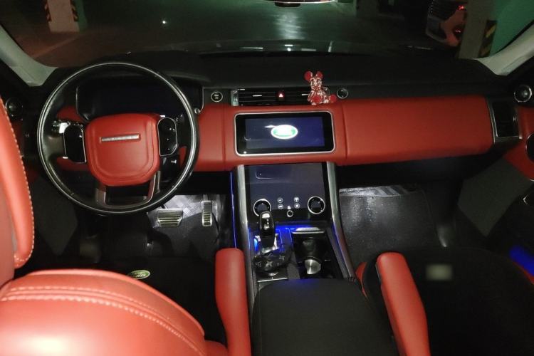 Used Land Rover Range Sport 2021 3.0 L6 YAO Black Edition Center Console