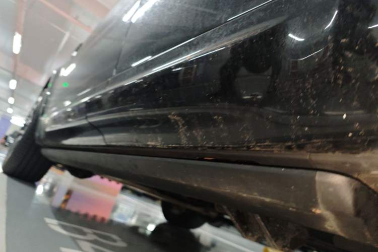 Used Land Rover Range Sport 2021 3.0 L6 YAO Black Edition Chassis Rear Left
