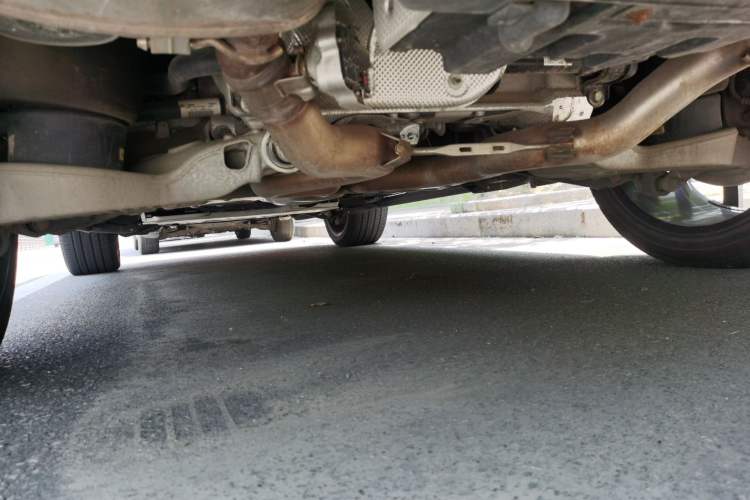 Used Land Rover Range Sport 2021 3.0 L6 SE Chassis Rear Left