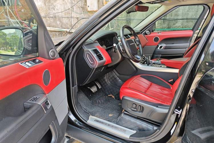 Used Land Rover Range Sport 2021 3.0 L6 YAO Black Edition Driver Seat
