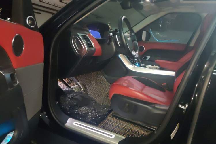 Used Land Rover Range Sport 2021 3.0 L6 YAO Black Edition Driver Seat