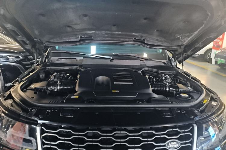 Used Land Rover Range Sport 2021 3.0 L6 SE Engine Bay