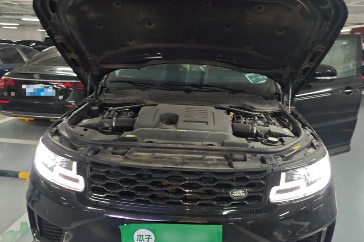 Used Land Rover Range Sport 2021 3.0 L6 YAO Black Edition Engine Bay