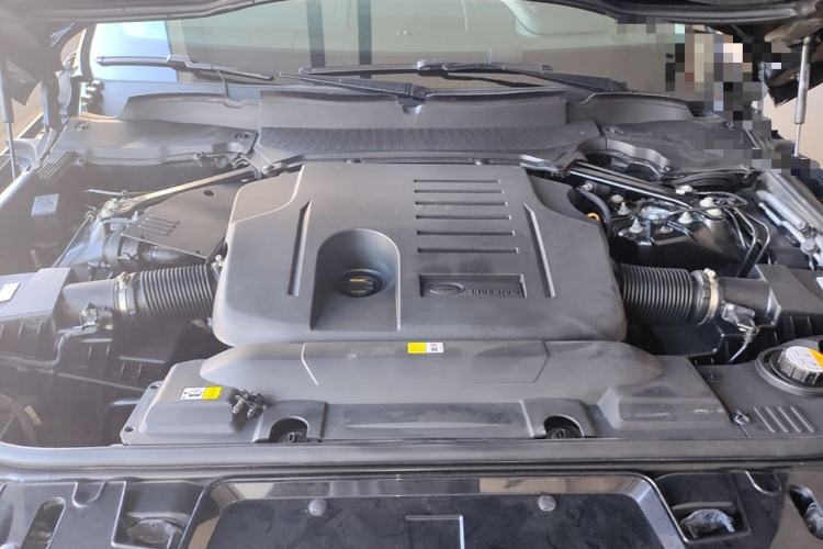 Used Land Rover Range Sport 2021 3.0 L6 YAO Black Edition Engine Bay