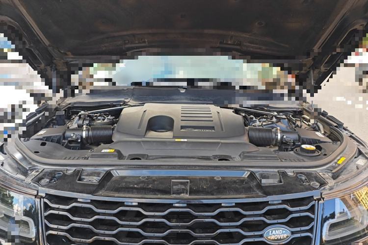 Used Land Rover Range Sport 2021 3.0 L6 YAO Black Edition Engine Bay