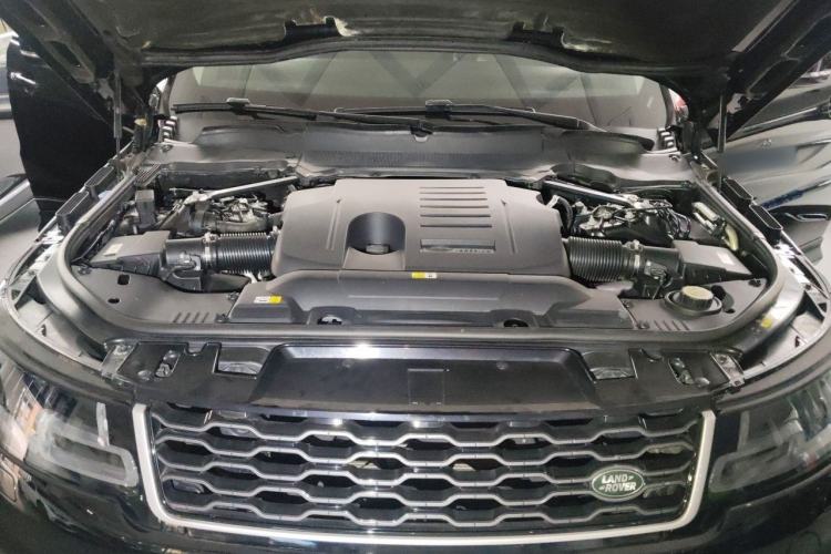 Used Land Rover Range Sport 2021 3.0 L6 SE Engine Bay