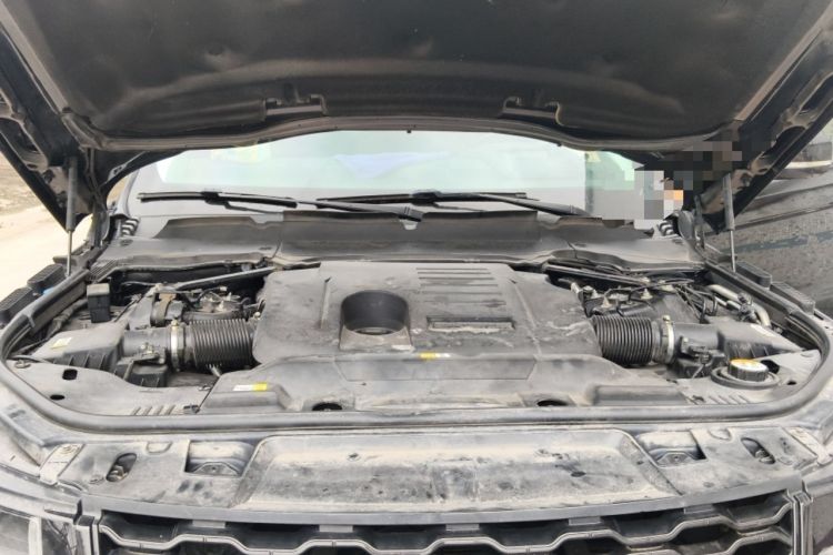 Used Land Rover Range Sport 2021 3.0 L6 YAO Black Edition Engine Bay