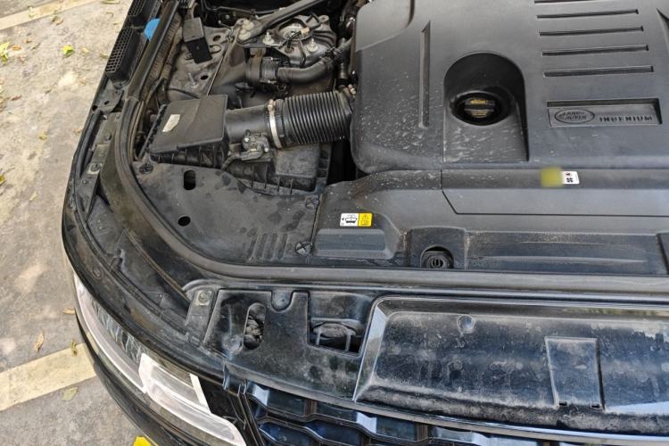Used Land Rover Range Sport 2021 3.0 L6 YAO Black Edition Engine Bay Right