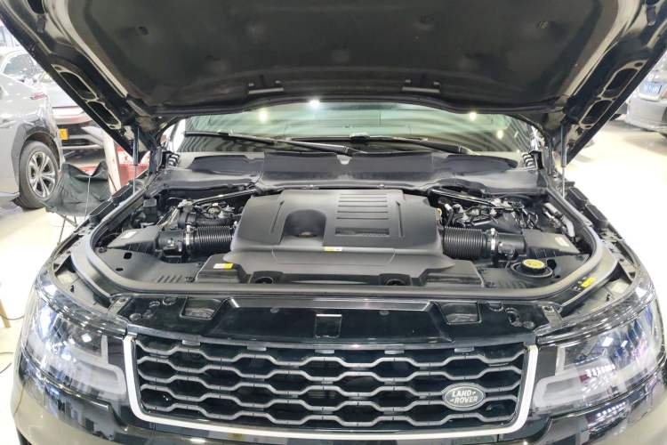 Used Land Rover Range Sport 2021 3.0 L6 SE Engine Bay