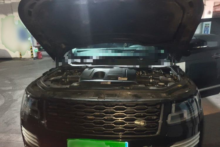 Used Land Rover Range Sport  Engine Bay