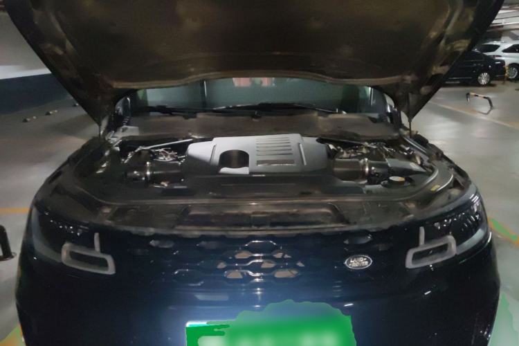 Used Land Rover Range Sport 2021 3.0 L6 YAO Black Edition Engine Bay