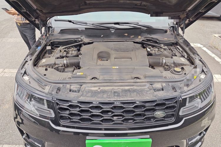 Used Land Rover Range Sport 2021 3.0 L6 YAO Black Edition Engine Bay