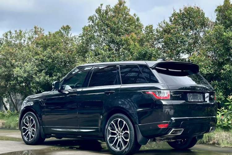 Used Land Rover Range Sport 2021 3.0 L6 YAO Black Edition Exterior 3