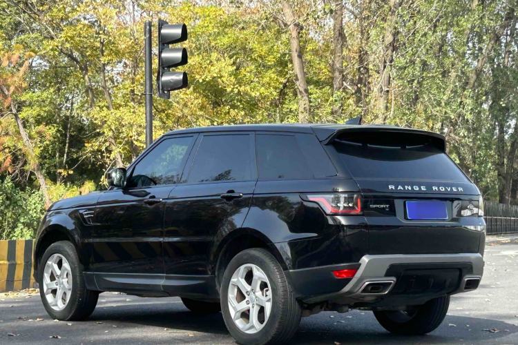 Used Land Rover Range Sport 2021 3.0 L6 SE Exterior 4