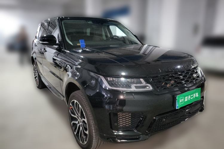 Used Land Rover Range Sport 2021 3.0 L6 YAO Black Edition Front Right 45 Deg