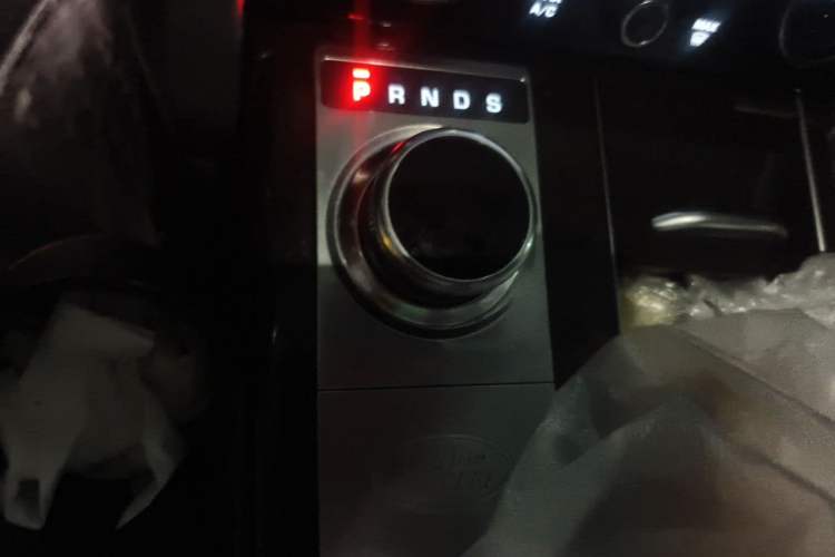 Used Land Rover Range Sport  Gear Lever