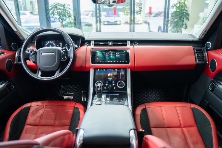 Used Land Rover Range Sport 2021 3.0 L6 YAO Black Edition Interior 1