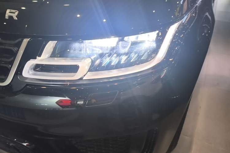 Used Land Rover Range Sport 2021 3.0 L6 SE Left Front Headlight