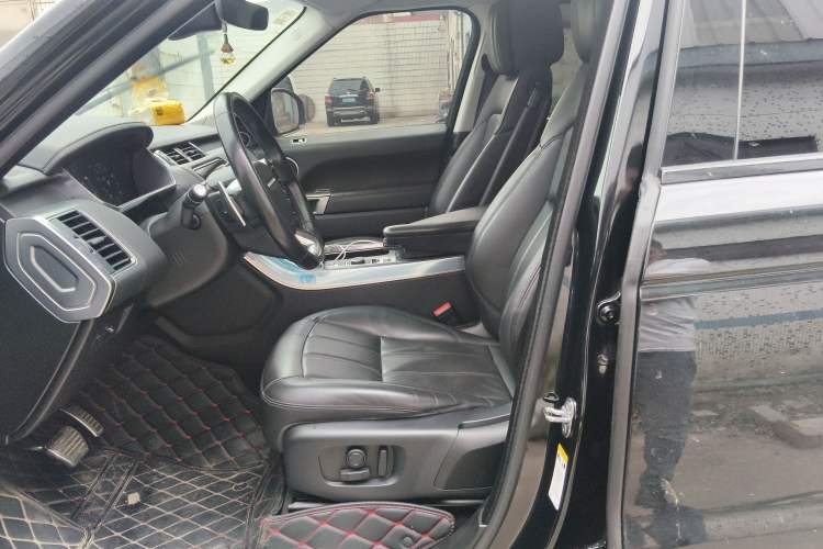 Used Land Rover Range Sport 2021 3.0 L6 YAO Black Edition Left Front Seat