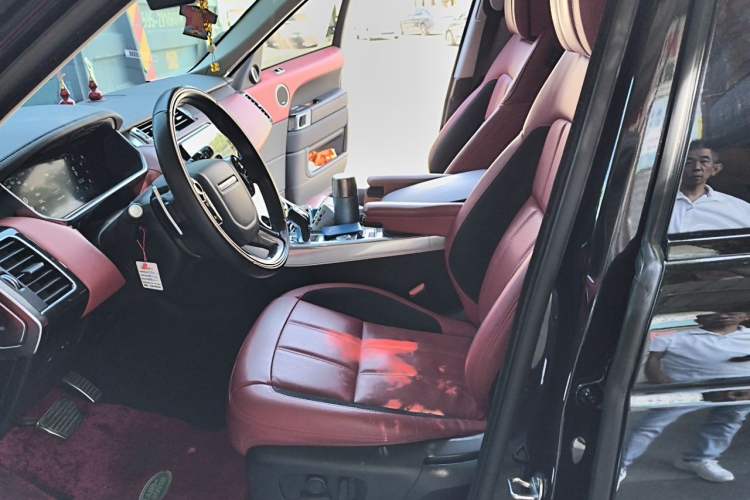 Used Land Rover Range Sport 2021 3.0 L6 YAO Black Edition Left Front Seat