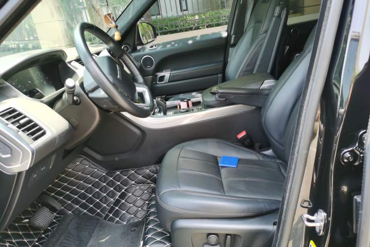 Used Land Rover Range Sport 2021 3.0 L6 SE Left Front Seat