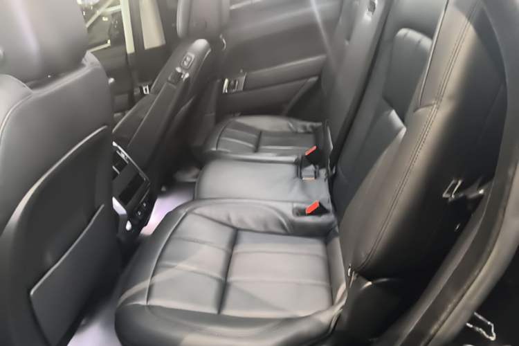 Used Land Rover Range Sport 2021 3.0 L6 SE Left Rear Seat