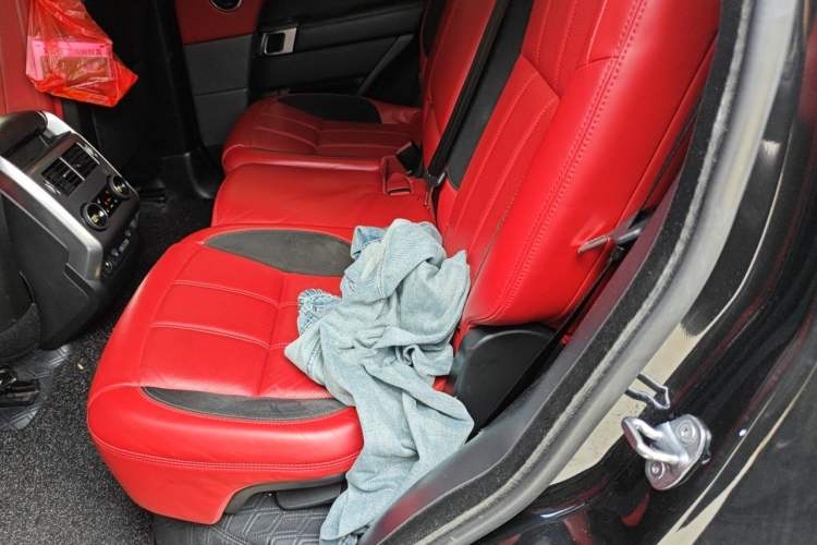 Used Land Rover Range Sport 2021 3.0 L6 YAO Black Edition Left Rear Seat