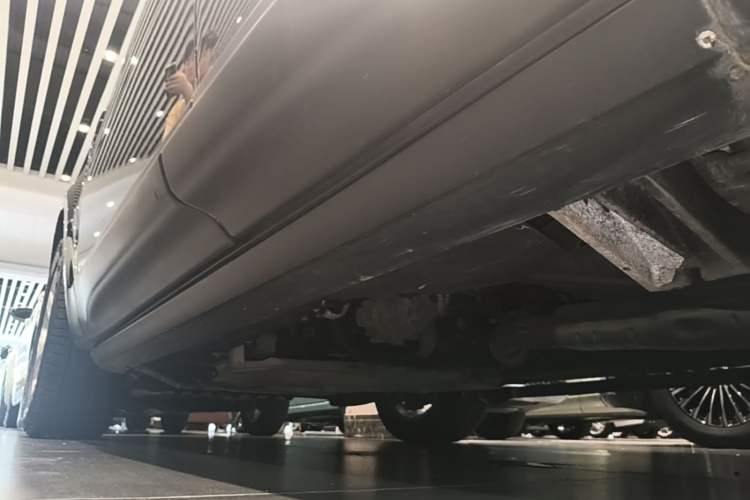 Used Land Rover Range Sport 2021 3.0 L6 SE Left Side Sill