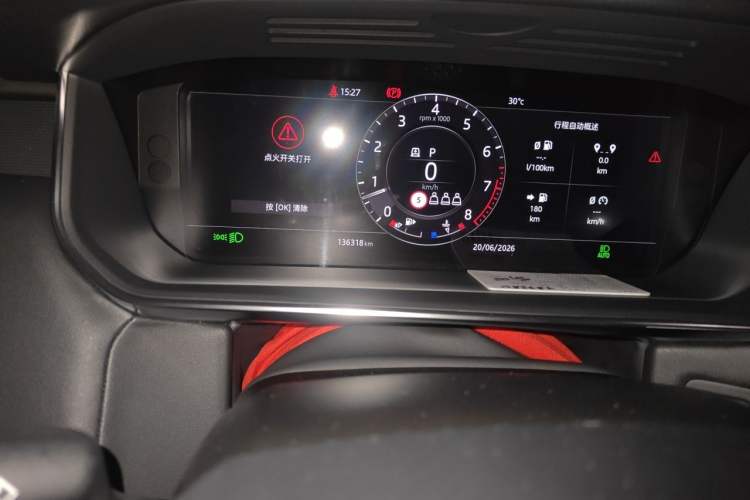 Used Land Rover Range Sport 2021 3.0 L6 SE Odometer Close Up