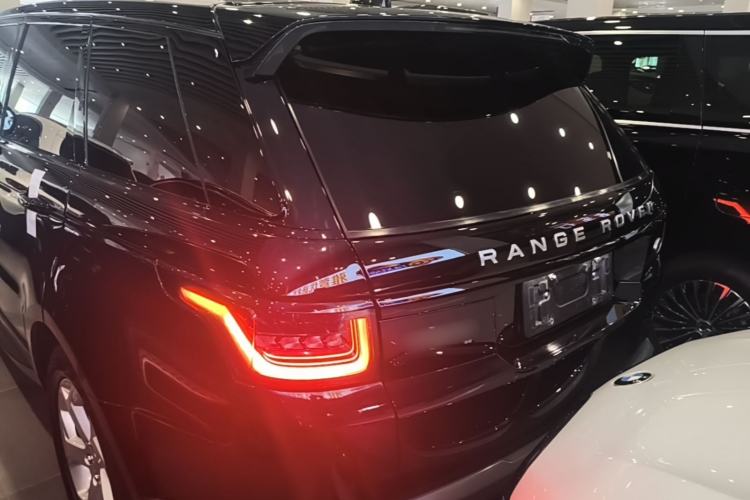 Used Land Rover Range Sport 2021 3.0 L6 SE Rear